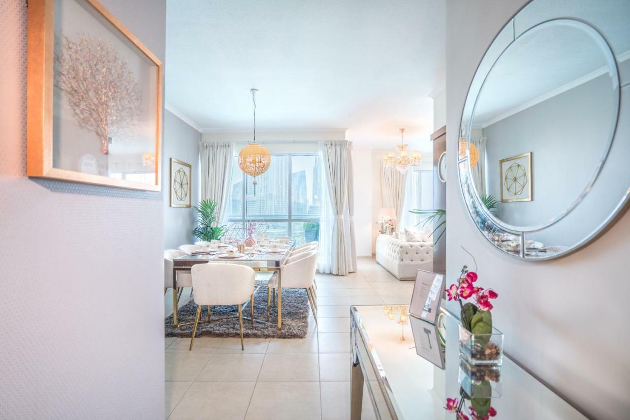 Elite Royal Apartment - Full Burj Khalifa & Fountain View - Crystal دبي المظهر الخارجي الصورة