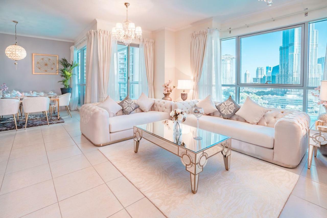 Elite Royal Apartment - Full Burj Khalifa & Fountain View - Crystal دبي المظهر الخارجي الصورة